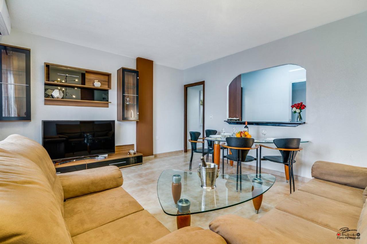 Mar Baltico Holiday Apartment Торевиеха Екстериор снимка